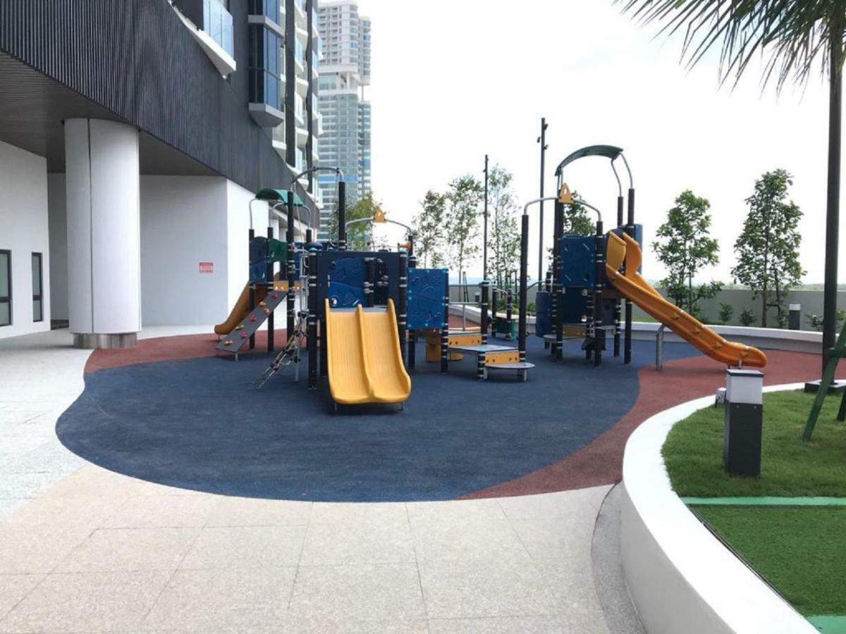 努沙再也Almas Puteri Harbour公寓 外观 照片