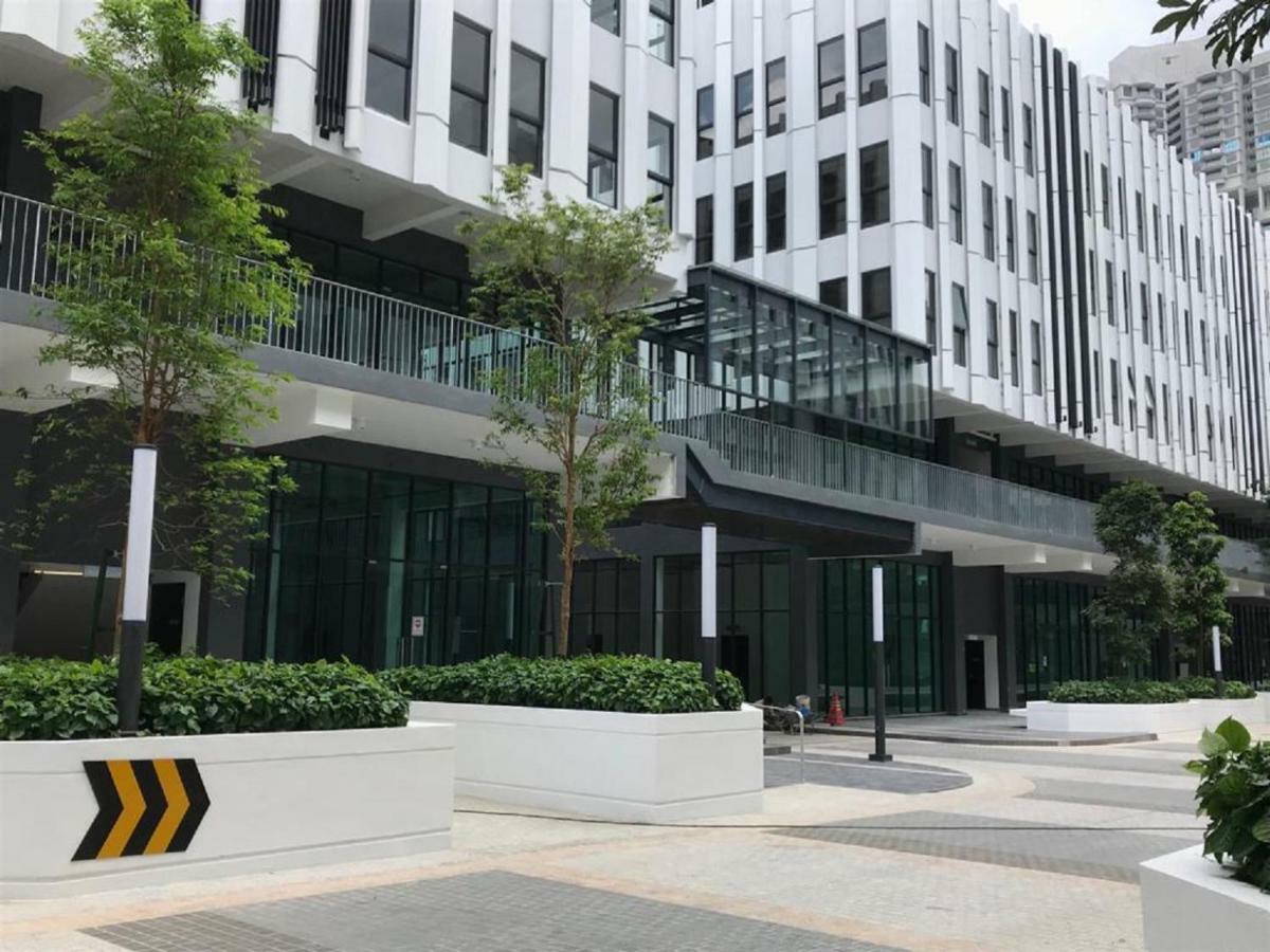 努沙再也Almas Puteri Harbour公寓 外观 照片